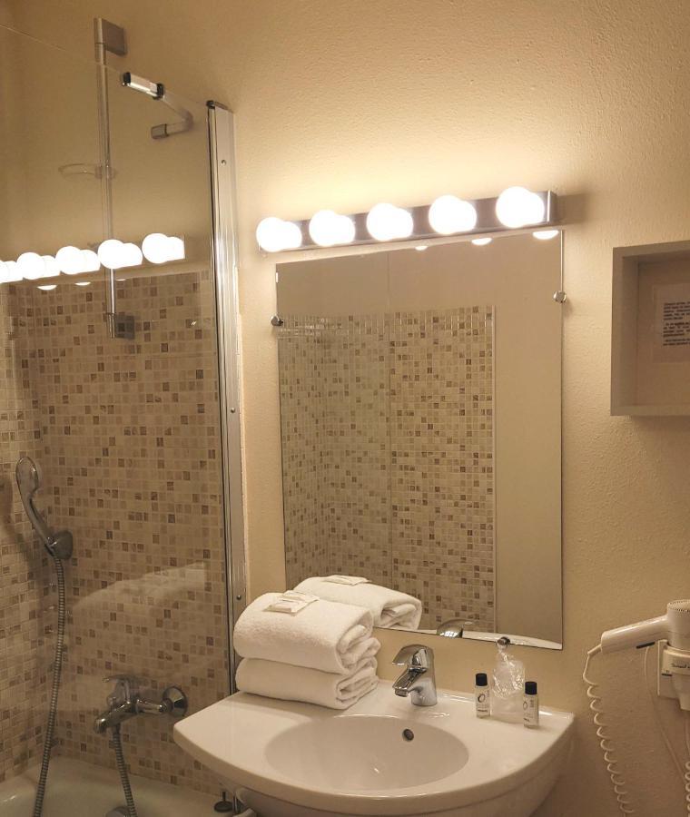 The Originals City, Solana, Est 3* Niort
