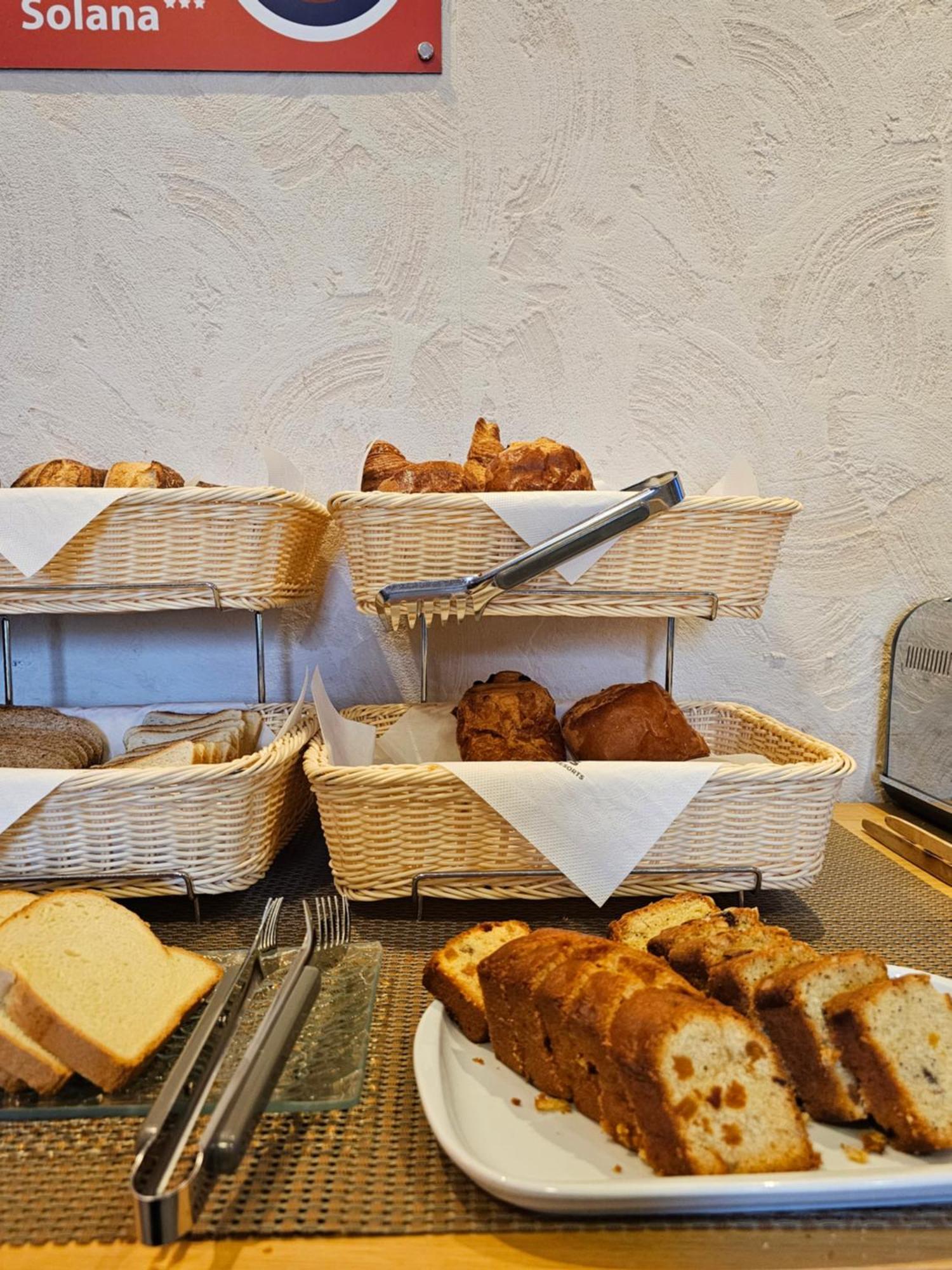Contact Solana, Mendesfrance Hotel 3*