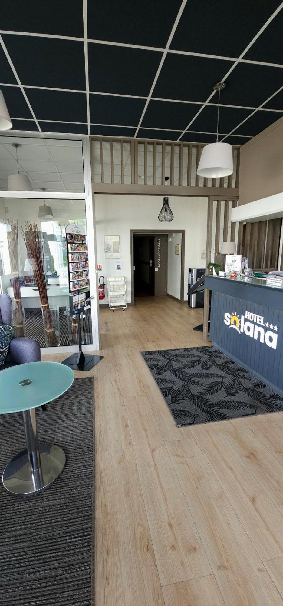 Contact Solana, Mendesfrance Niort