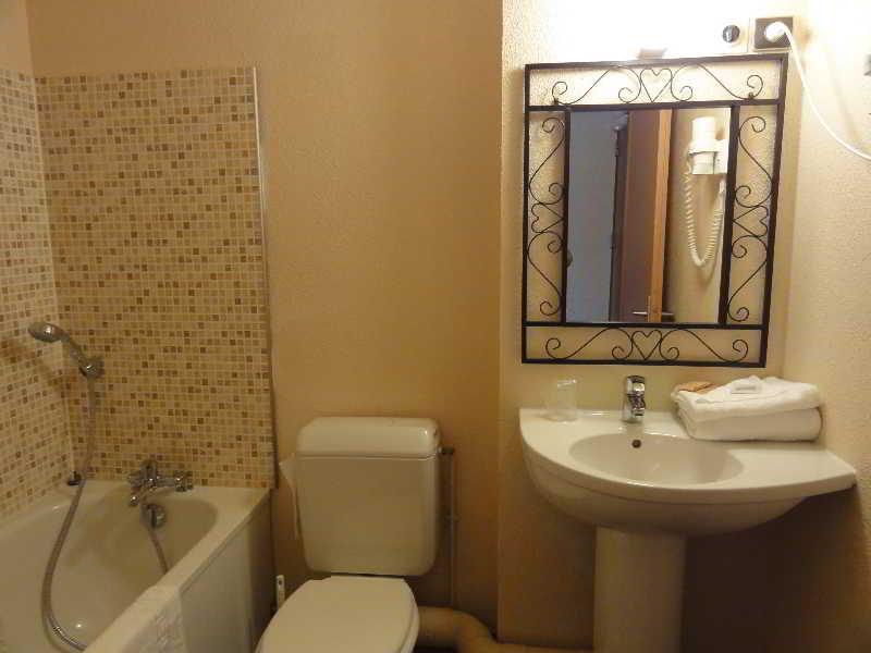 Contact Solana, Mendesfrance 3*